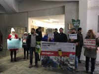 Протест пред Община Пловдив преди последната сесия на Общинския съвет