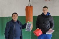 Капитанът на Левски Пламен Андреев посети възпитателно училище в Ракитово