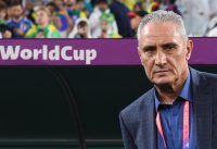 Фен ограби Тите и му поиска сметка за отпадането на Бразилия на Световното по футбол в Катар