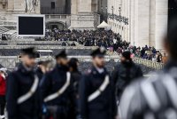 Засилени мерки за сигурност във Ватикана преди погребението на папа Бенедикт XVI