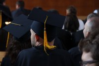 Все повече чужденци избират България за висшето си образование