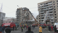 29 загинали и десетки в неизвестност след руския удар в Днепър