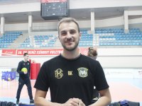 Борислав Крачанов: От мачове срещу отбори като Еджзаджъбашъ може единствено да спечелиш