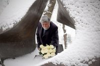 Председателят на НС Вежди Рашидов положи цветя пред Паметника на спасението