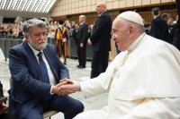 Вежди Рашидов се срещна с папа Франциск във Ватикана
