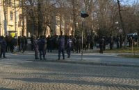 Фенове на "Ботев" и "Локомотив" се събраха на протест пред община Пловдив