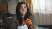Пред БНТ говори жената, която стреля във фризьорски салон във Велико Търново и се барикадира