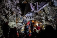 Поредно чудо в Турция: 198 часа след труса спасиха трима души от руините