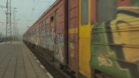 Инцидент с нощен влак на гара Повеляново, две жени са пострадали при падане от леглата