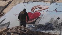 Сирийски художници с послание към всички, които се притекоха на помощ след земетресението