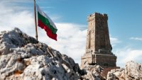 Отборите от Първа лига поздравиха всички българи по случай Деня на Освобождението