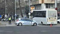 Автобус блъсна жена на пешеходна пътека в Пловдив (СНИМКИ)