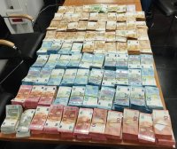 Недекларирана валута за над 1,36 млн. лева откриха служители на "Капитан Андреево"