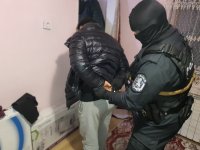 Трима души са задържани при полицейска акция в Гоце Делчев (СНИМКИ/ВИДЕО)