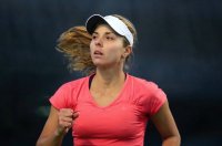 Виктория Томова се класира за четвъртфиналите на турнир по тенис в Търнава