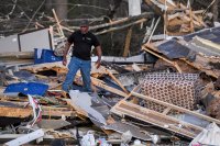 Байдън обяви извънредно положение в ударения от торнадо Мисисипи