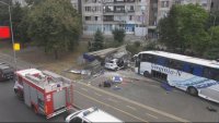 Тримата сирийци, обвинени за гонката с автобус в Бургас, при която загинаха двама полицаи, отиват на съд