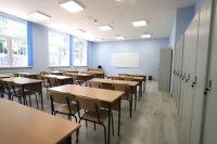 Десетки училища в София са получили имейли с бомбени заплахи