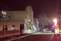 Бурите в САЩ взеха нови жертви: Покрив се срути по време на концерт, торнадо вилня в Арканзас