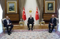 Среща Лавров - Чавушоглу: Активни дипломатически совалки между Москва и Анкара