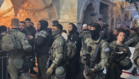 Сблъсъци в джамията Ал Акса в Йерусалим, има ранени