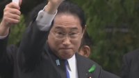 След нападението с димна граната: Японският премиер продължи предизборната си кампания