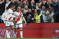 Райо Валекано победи Осасуна за първа победа в Ла Лига от началото на февруари