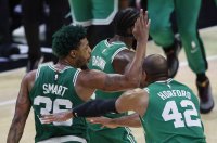 Бостън продължава към полуфиналите на Изток в НБА