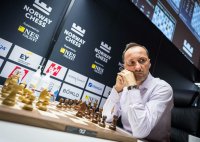 Веселин Топалов разделя първото място след втория ден на шахматния турнир в Саламанка