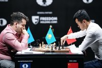 Непомнящи и Дин завършиха реми в 11-та партия за световната титла по шахмат
