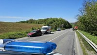 Катастрофа между лека кола и камион на пътя Русе - Разград (СНИМКИ/ВИДЕО)