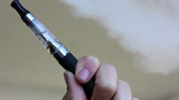 Австралия забрани продажбата на електронни цигари за развлечение