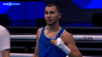 Радослав Росенов получи тежка аркада, но въпреки това е на четвъртфинал на световното по бокс
