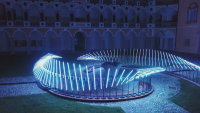 Десетки блестящи инсталации озариха Фестивала на водните светлини