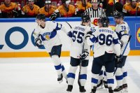 Финландия постигна първа победа на световното първенство по хокей на лед
