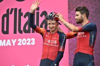 Британският колоездач Тайо Гейгън Харт напусна Обиколката на Италия след падане