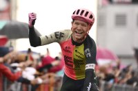 Магнус Корт Нилсен спечели десетия етап от колоездачната Обиколка на Италия