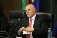 Скъсаната оставка: Как политическите сили коментираха заявеното от главния прокурор