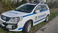 Автомобил с 9 мигранти катастрофира край Пирдоп