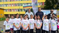 Стотици деца играха волейбол в 16 ОУ "Райко Жинзифов" в София