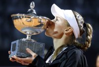 Елена Рибакина триумфира с титлата на тенис турнира в Рим