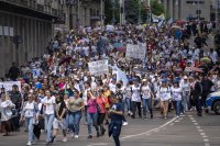 Ротацията на кабинета в Румъния се отлага заради стачката на учителите