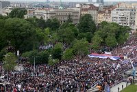 От нашите пратеници в Белград: Протести "за" и "против" президента Вучич