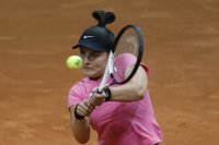 Бианка Андрееску победи Виктория Азаренка в първия кръг на Ролан Гарос