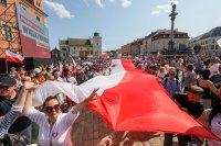 Мащабен протест срещу управляващите в Полша