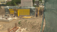 Строеж на сграда ли е причината за пропаднала улица в Благоевград?