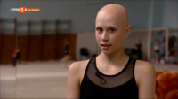 Анастасия Апанасенко страда от алопеция, но това не ѝ пречи да бележи успехи в художествената гимнастика