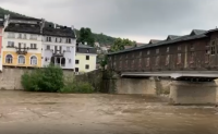 Проливен дъжд в Ловеч покачи значително нивото на река Осъм (Видео)