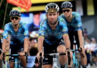 Нелепо падане сложи край на участието на Марк Кавендиш в Тур дьо Франс 2023