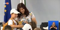 С вдъхновяваща среща с олимпийската шампионка Стойка Кръстева бе закрит детският спортен лагер, организиран от НСА